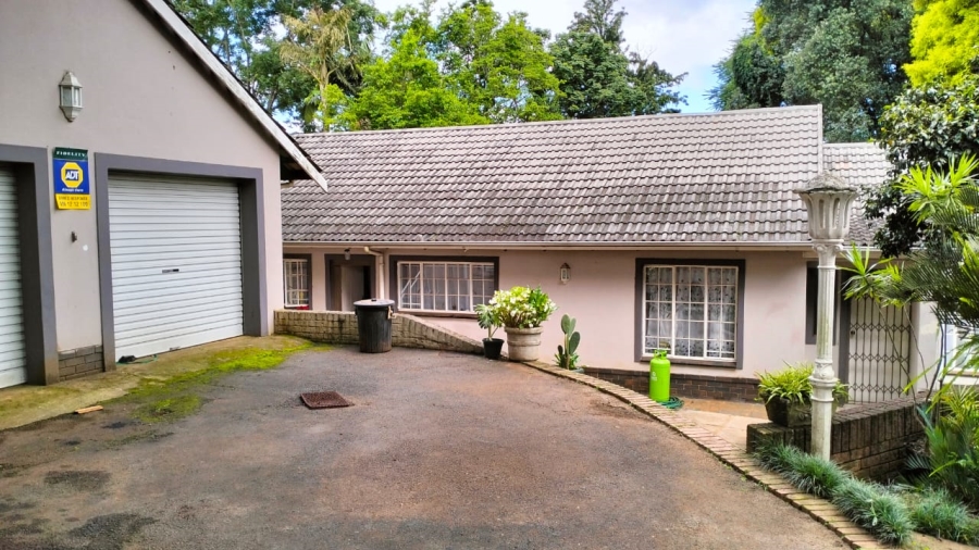4 Bedroom Property for Sale in Chase Valley Heights KwaZulu-Natal