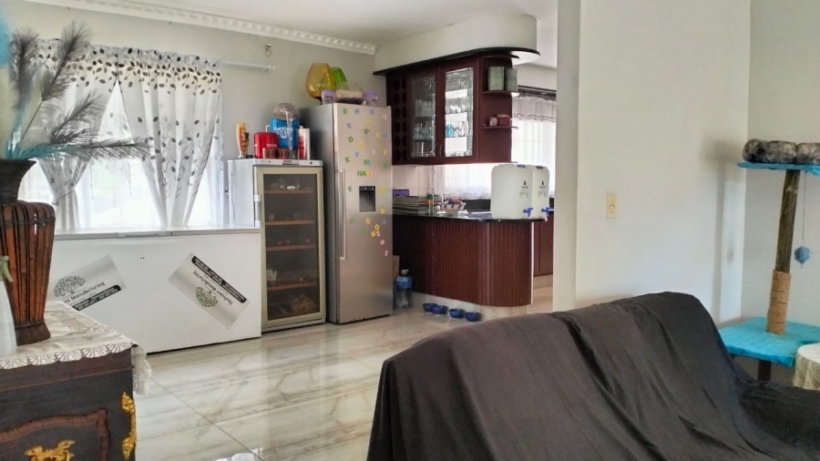 4 Bedroom Property for Sale in Chase Valley Heights KwaZulu-Natal