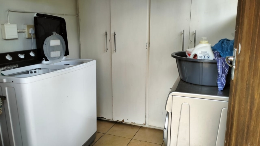 4 Bedroom Property for Sale in Chase Valley Heights KwaZulu-Natal