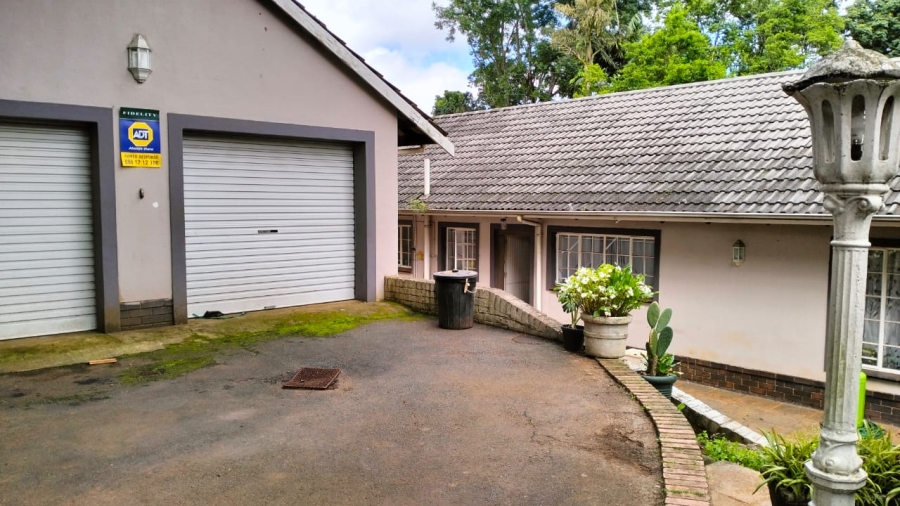 4 Bedroom Property for Sale in Chase Valley Heights KwaZulu-Natal
