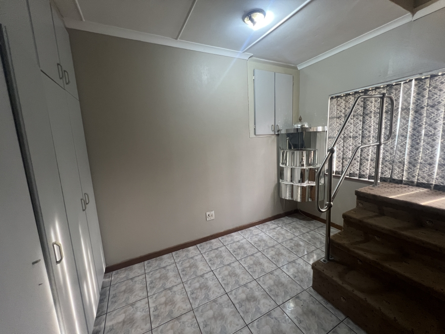 3 Bedroom Property for Sale in Dunveria KwaZulu-Natal
