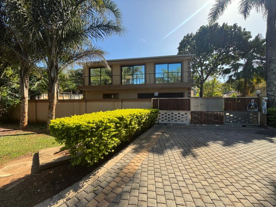 5 Bedroom Property for Sale in Ballito Central KwaZulu-Natal
