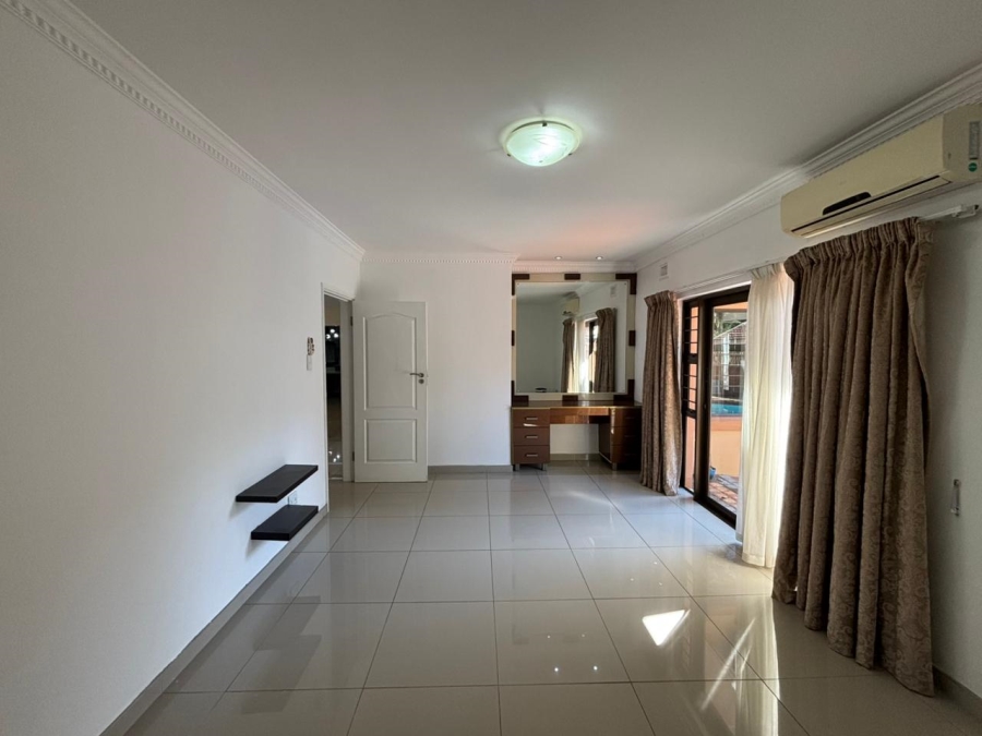 5 Bedroom Property for Sale in Ballito Central KwaZulu-Natal