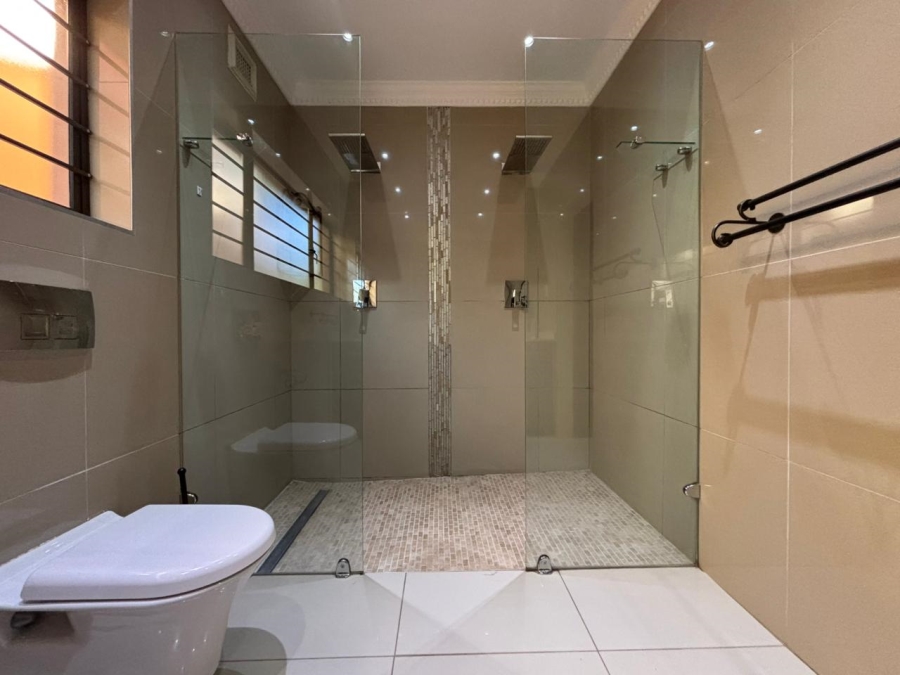 5 Bedroom Property for Sale in Ballito Central KwaZulu-Natal