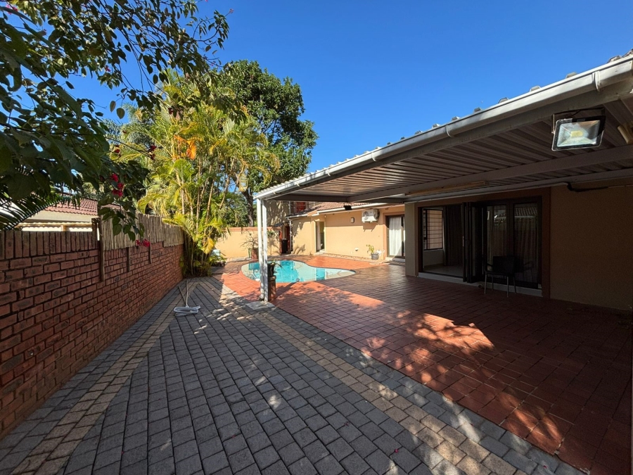 5 Bedroom Property for Sale in Ballito Central KwaZulu-Natal