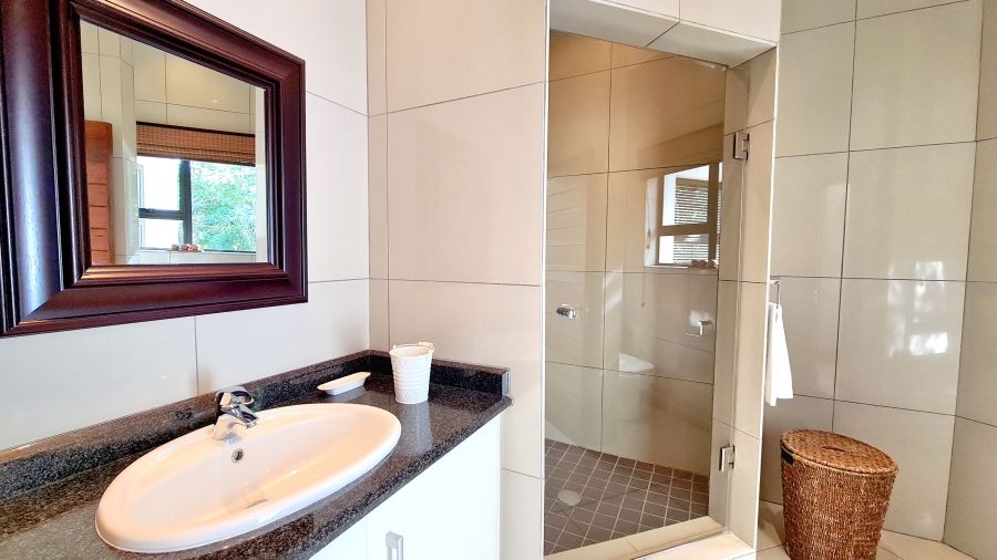 6 Bedroom Property for Sale in Pennington KwaZulu-Natal