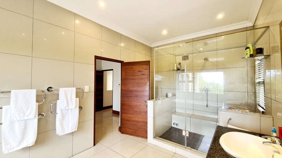 6 Bedroom Property for Sale in Pennington KwaZulu-Natal