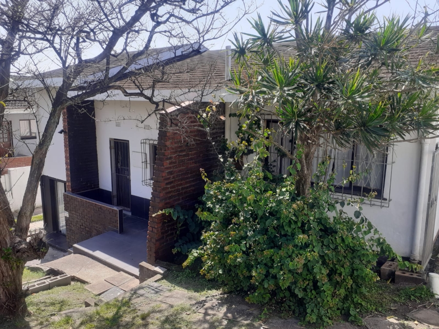 3 Bedroom Property for Sale in St Michaels On Sea KwaZulu-Natal