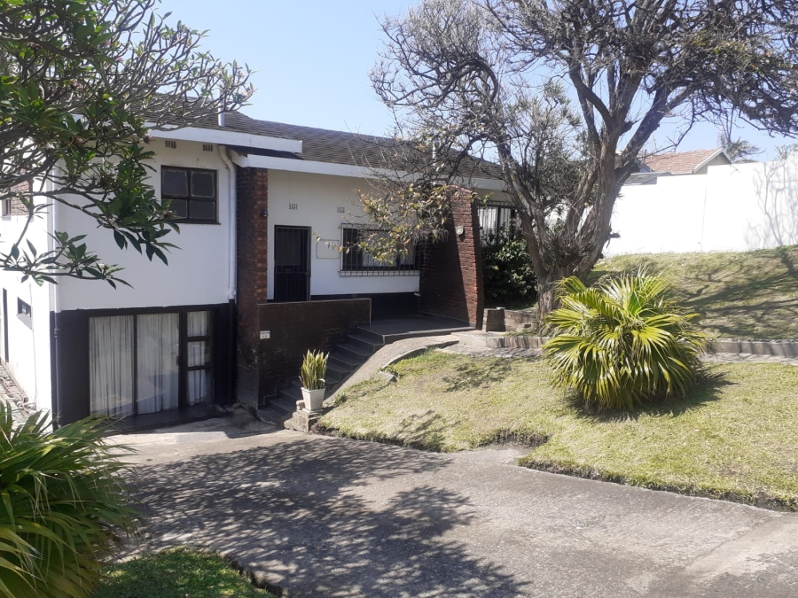 3 Bedroom Property for Sale in St Michaels On Sea KwaZulu-Natal
