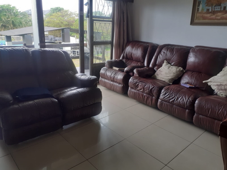 3 Bedroom Property for Sale in St Michaels On Sea KwaZulu-Natal