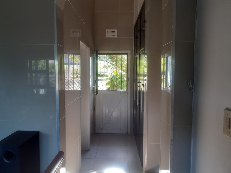 3 Bedroom Property for Sale in St Michaels On Sea KwaZulu-Natal