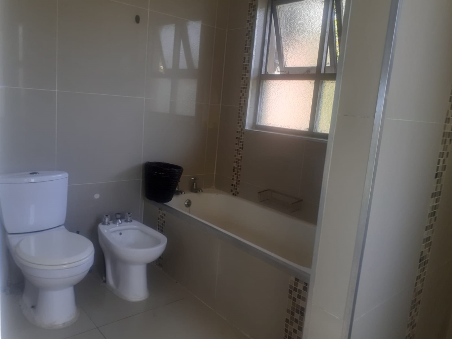 3 Bedroom Property for Sale in St Michaels On Sea KwaZulu-Natal