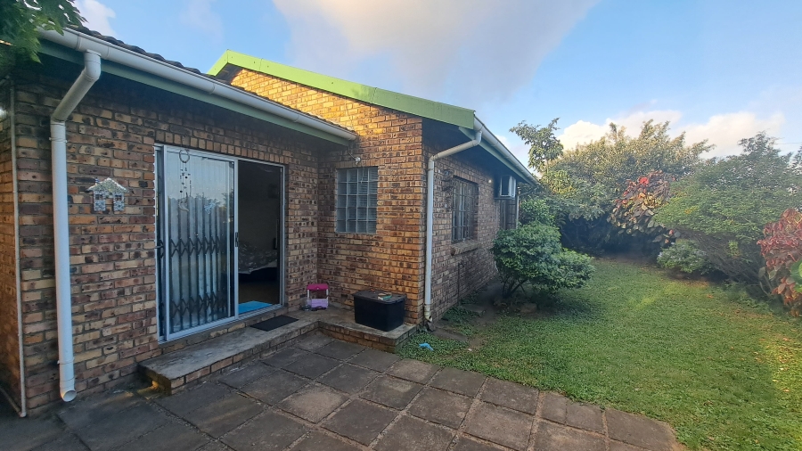 2 Bedroom Property for Sale in Birdswood KwaZulu-Natal