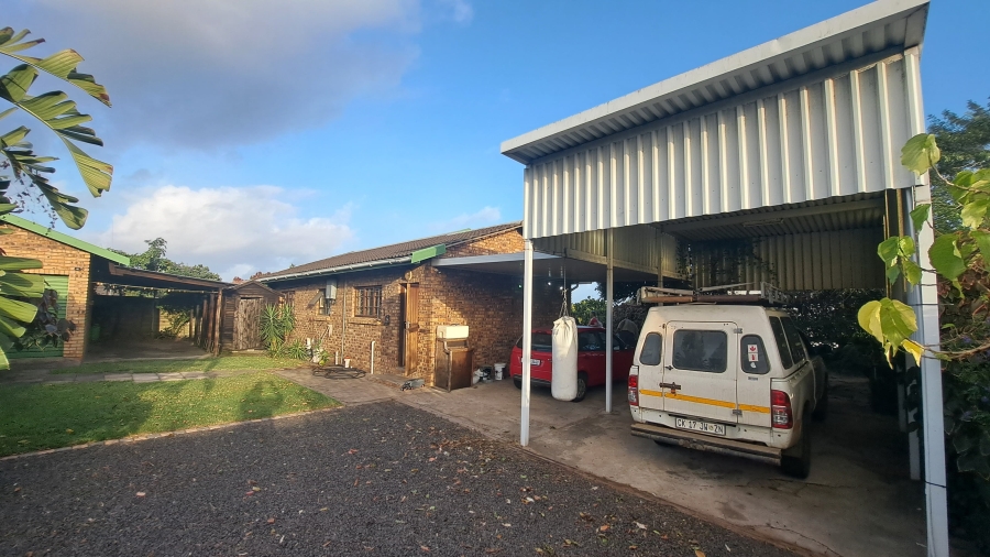 2 Bedroom Property for Sale in Birdswood KwaZulu-Natal