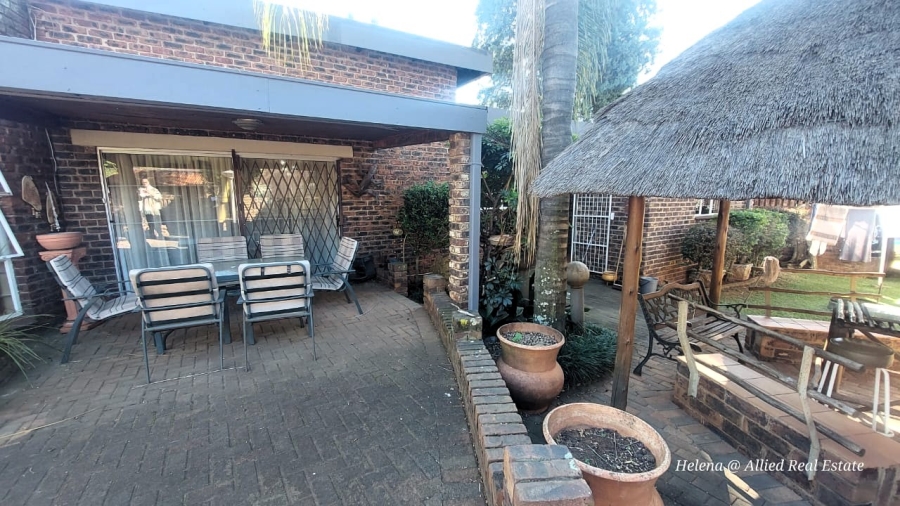4 Bedroom Property for Sale in Pioneer Park KwaZulu-Natal