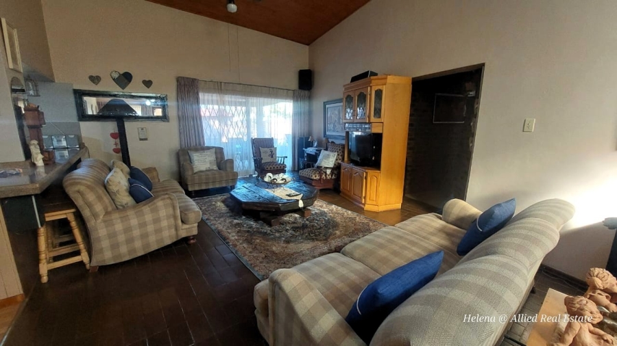 4 Bedroom Property for Sale in Pioneer Park KwaZulu-Natal