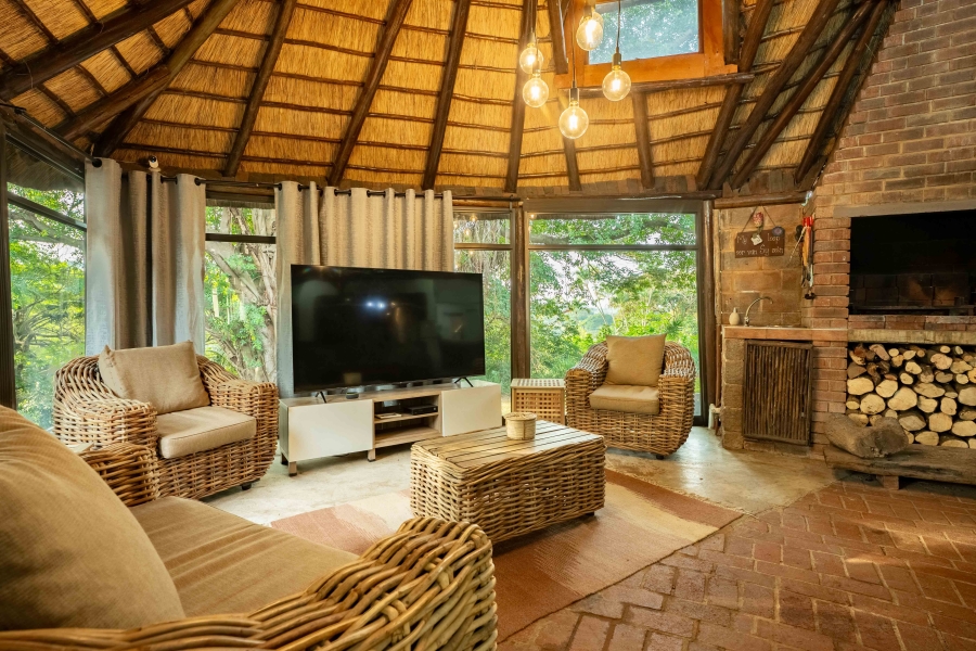4 Bedroom Property for Sale in Amanzimtoti KwaZulu-Natal