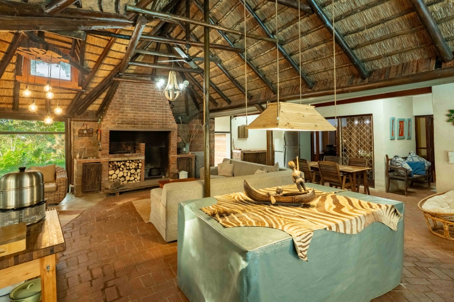 4 Bedroom Property for Sale in Amanzimtoti KwaZulu-Natal