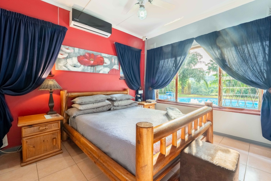 4 Bedroom Property for Sale in Amanzimtoti KwaZulu-Natal