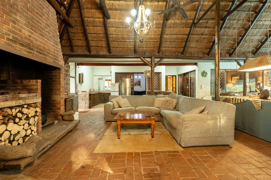 4 Bedroom Property for Sale in Amanzimtoti KwaZulu-Natal