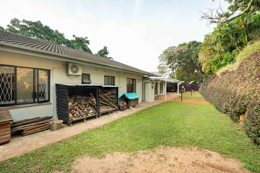 4 Bedroom Property for Sale in Amanzimtoti KwaZulu-Natal