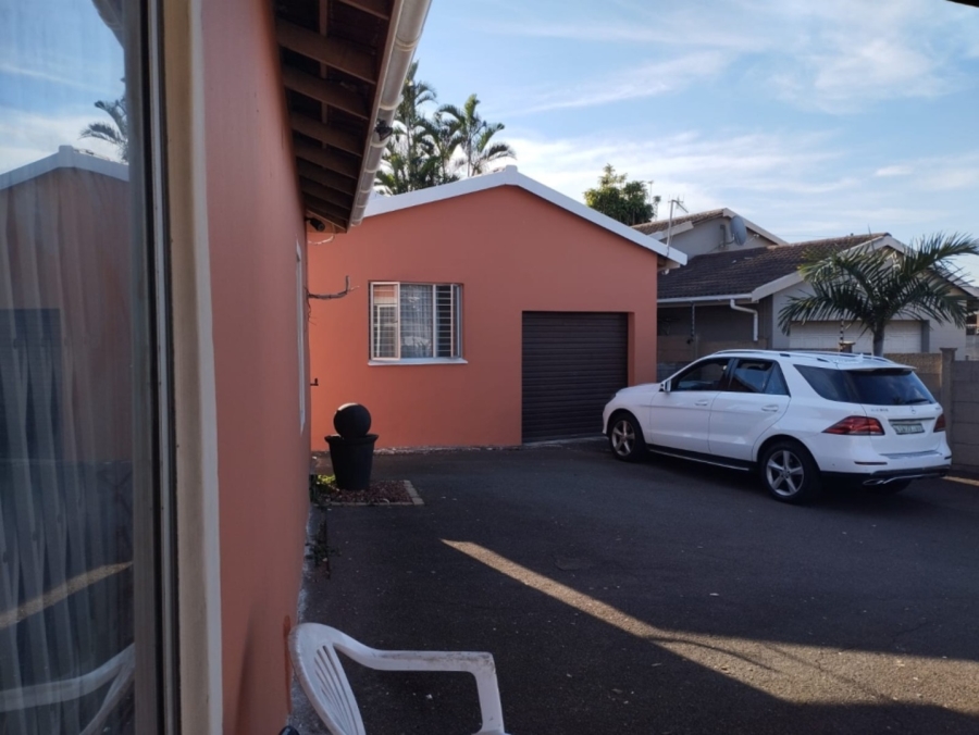 To Let 1 Bedroom Property for Rent in Bluff KwaZulu-Natal
