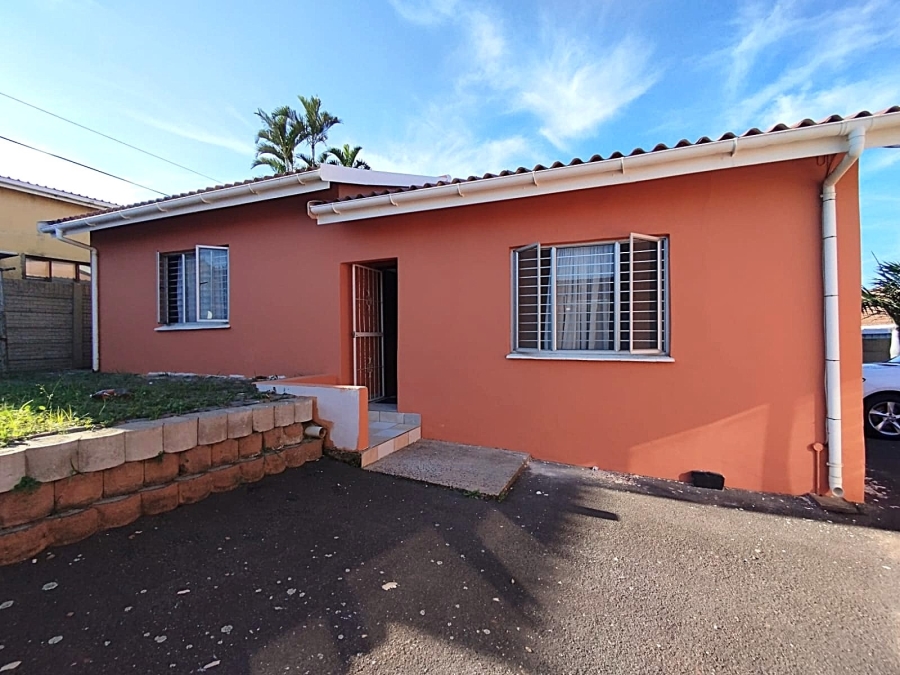 To Let 1 Bedroom Property for Rent in Bluff KwaZulu-Natal