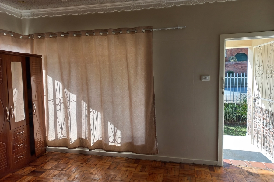 To Let 1 Bedroom Property for Rent in Scottsville KwaZulu-Natal