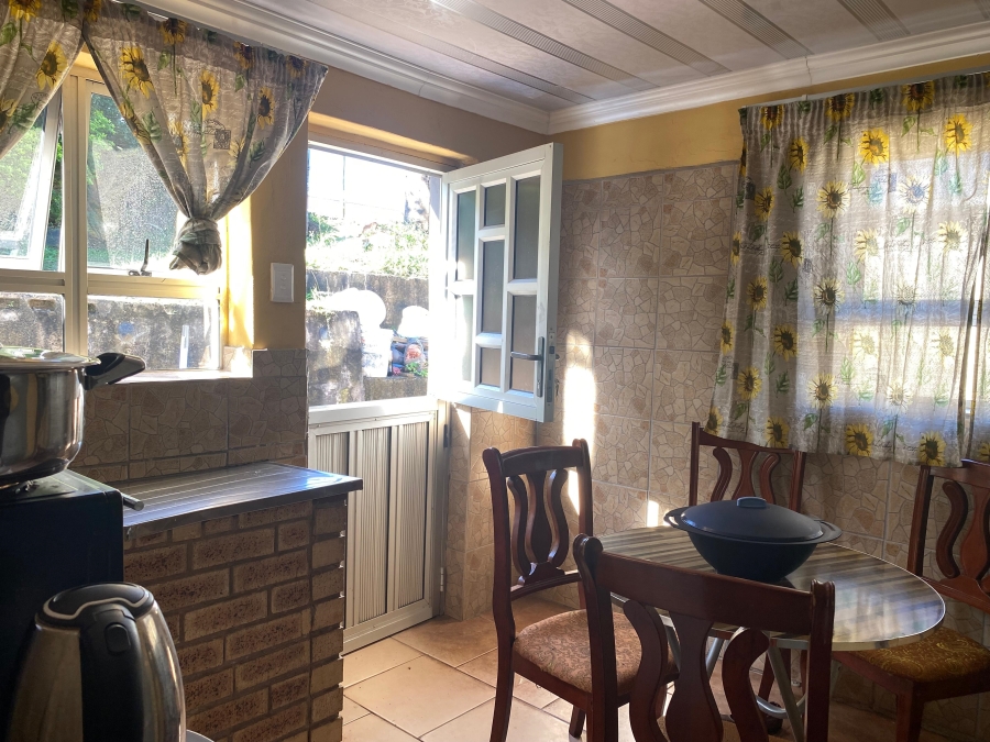 10 Bedroom Property for Sale in Umlazi F KwaZulu-Natal