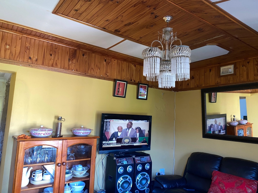 10 Bedroom Property for Sale in Umlazi F KwaZulu-Natal