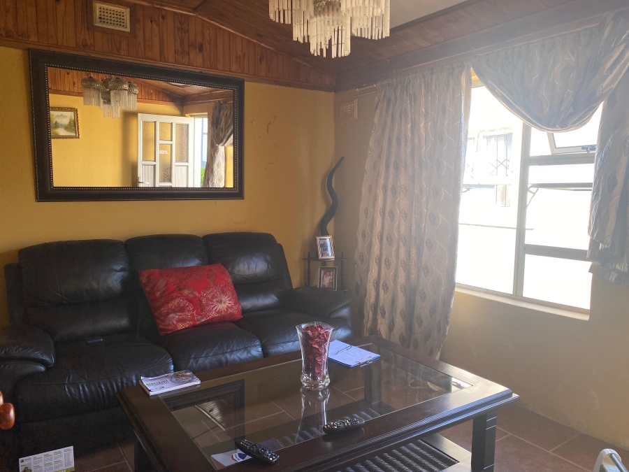 10 Bedroom Property for Sale in Umlazi F KwaZulu-Natal