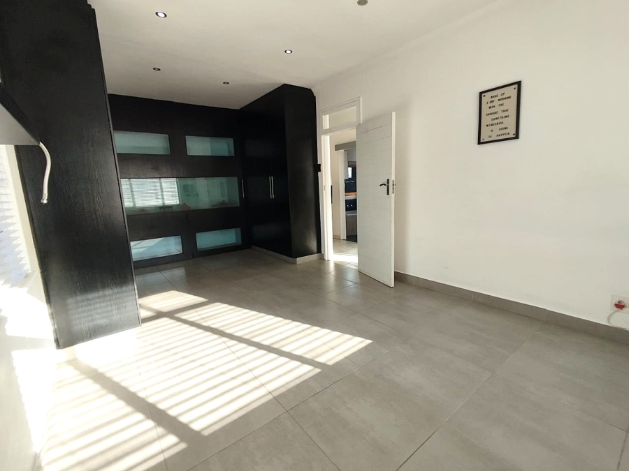 To Let 2 Bedroom Property for Rent in Bluff KwaZulu-Natal