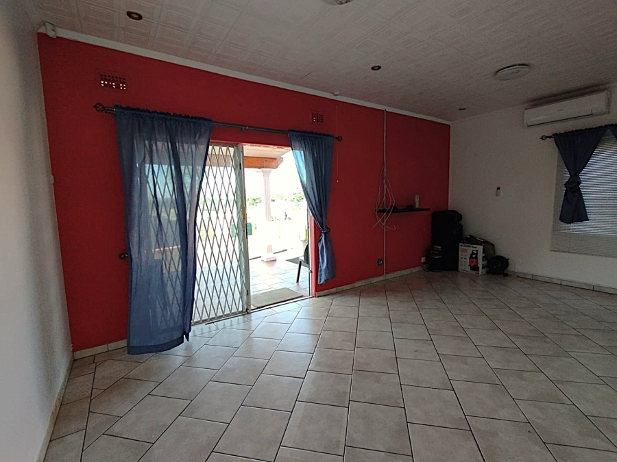 To Let 2 Bedroom Property for Rent in Bluff KwaZulu-Natal