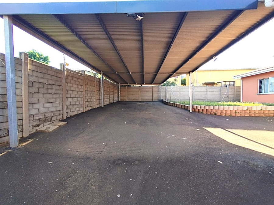 To Let 2 Bedroom Property for Rent in Bluff KwaZulu-Natal