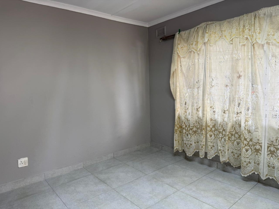 To Let 3 Bedroom Property for Rent in Kharwastan KwaZulu-Natal
