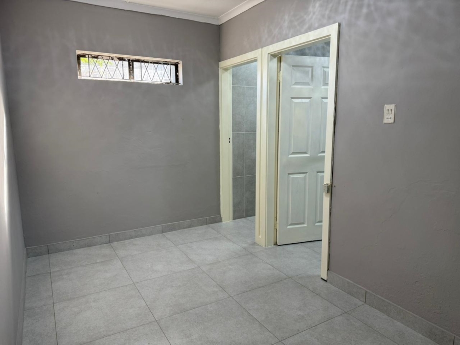 To Let 3 Bedroom Property for Rent in Kharwastan KwaZulu-Natal