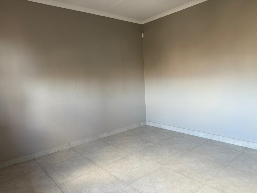To Let 3 Bedroom Property for Rent in Kharwastan KwaZulu-Natal