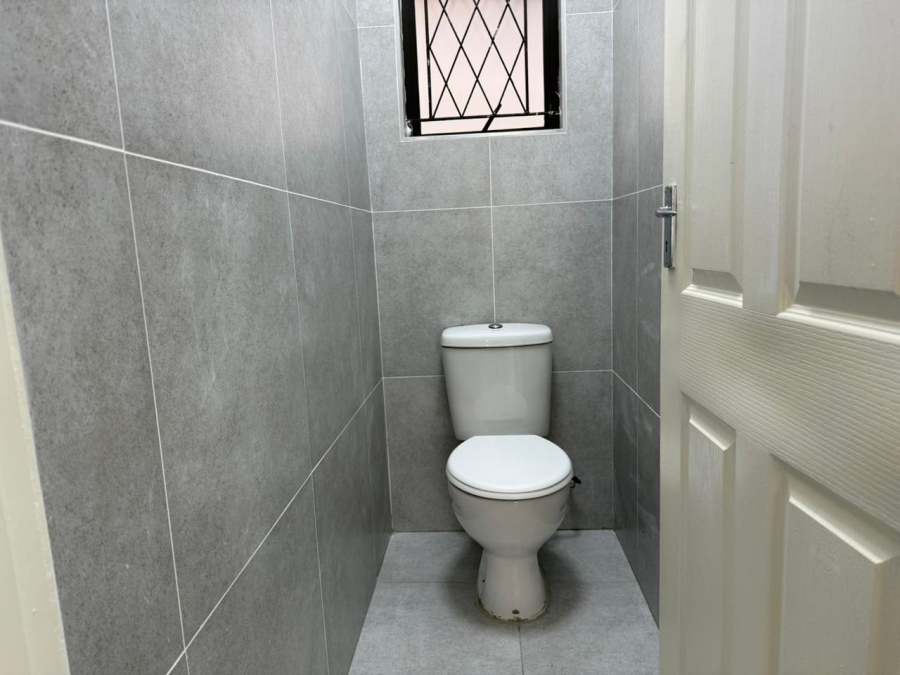To Let 3 Bedroom Property for Rent in Kharwastan KwaZulu-Natal