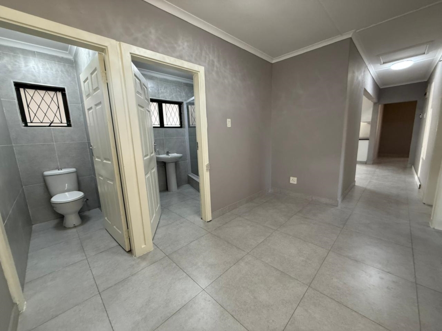 To Let 3 Bedroom Property for Rent in Kharwastan KwaZulu-Natal