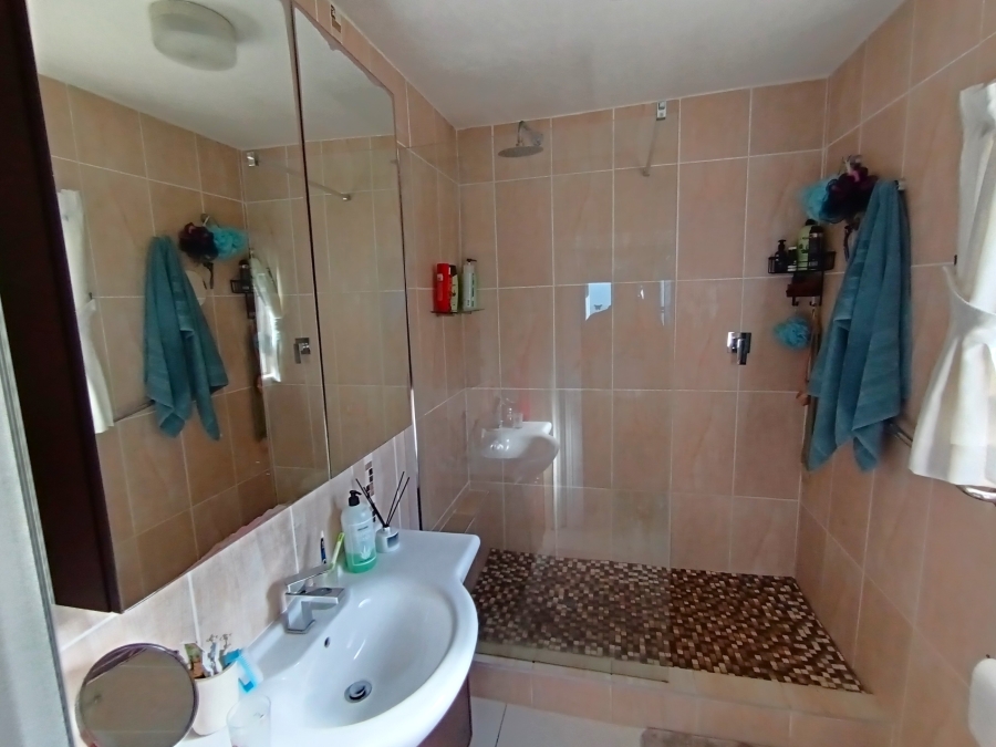 3 Bedroom Property for Sale in Uvongo Beach KwaZulu-Natal