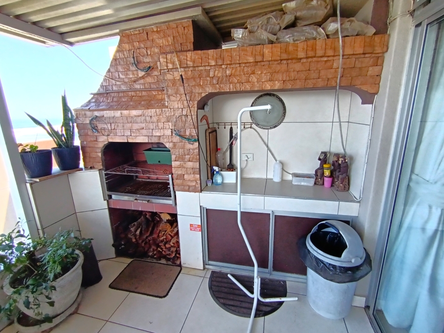 3 Bedroom Property for Sale in Uvongo Beach KwaZulu-Natal