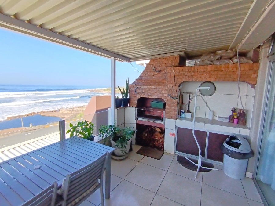 3 Bedroom Property for Sale in Uvongo Beach KwaZulu-Natal
