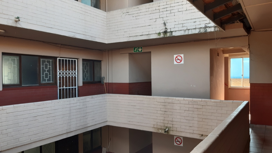 2 Bedroom Property for Sale in Amanzimtoti KwaZulu-Natal