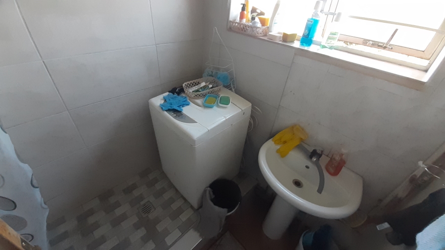 2 Bedroom Property for Sale in Amanzimtoti KwaZulu-Natal