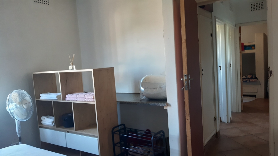 2 Bedroom Property for Sale in Amanzimtoti KwaZulu-Natal