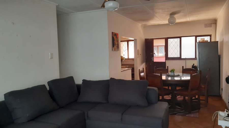 2 Bedroom Property for Sale in Amanzimtoti KwaZulu-Natal