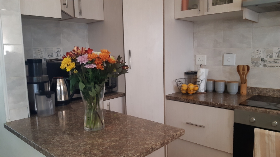 2 Bedroom Property for Sale in Amanzimtoti KwaZulu-Natal
