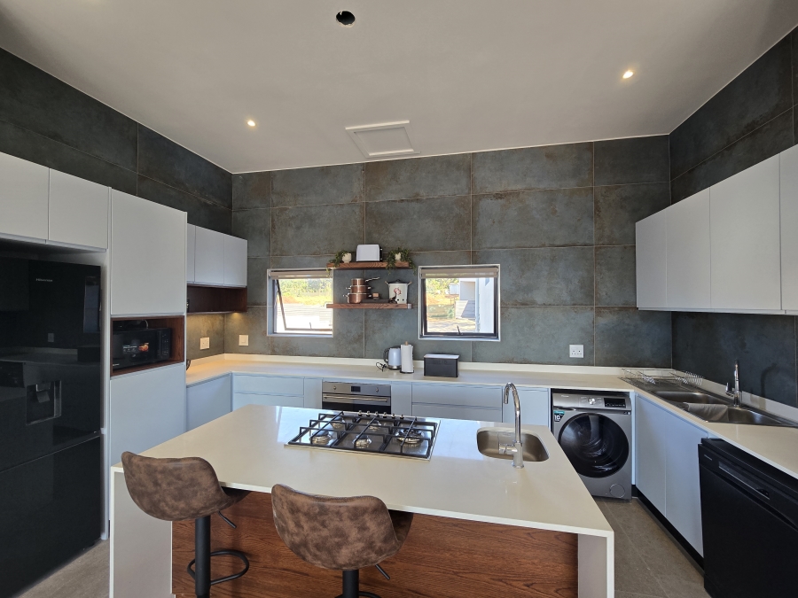 3 Bedroom Property for Sale in Shakas Rock KwaZulu-Natal