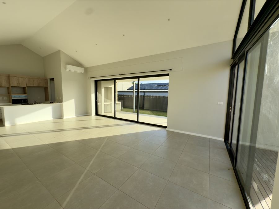 3 Bedroom Property for Sale in Elaleni Coastal Forest Estate KwaZulu-Natal