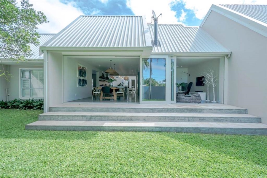 5 Bedroom Property for Sale in Umhlanga KwaZulu-Natal